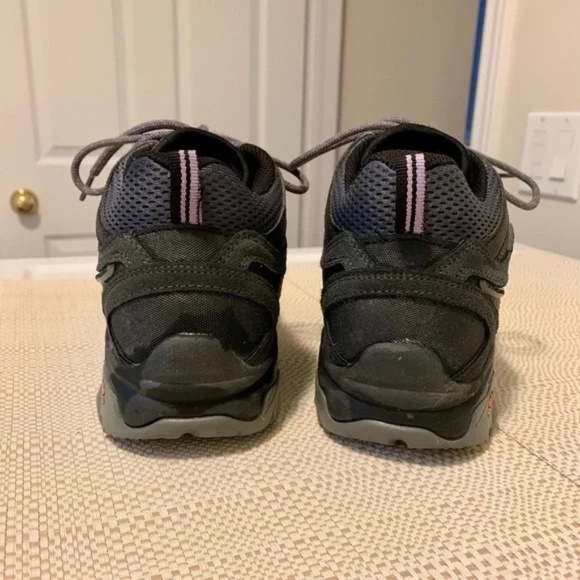 Women's Hi-Tec Lite Mid WP Hiking Boots (Charcoal grey, size US 8.5) - Picture 6 of 11